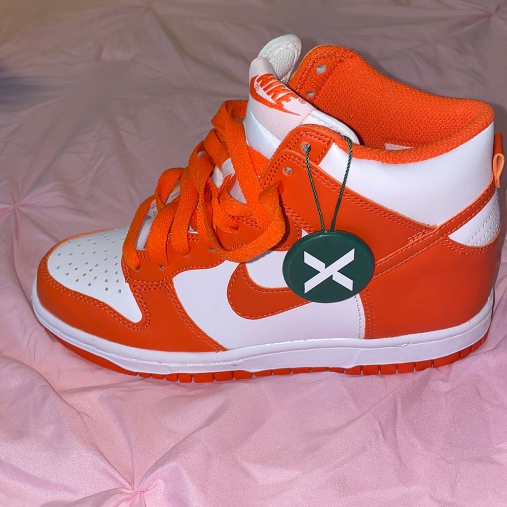 NIKE DUNKS